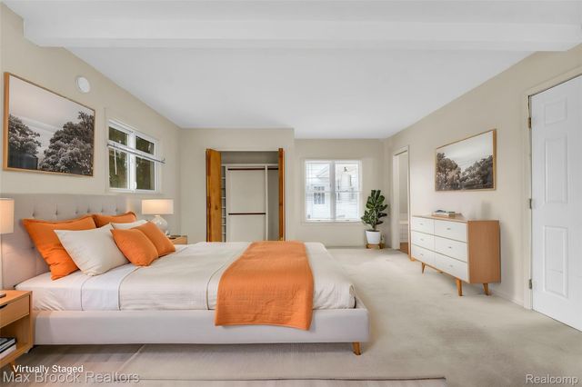 2381 Bratton Avenue, Bloomfield Hills, MI 48302