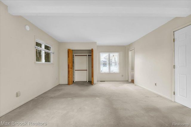 2381 Bratton Avenue, Bloomfield Hills, MI 48302