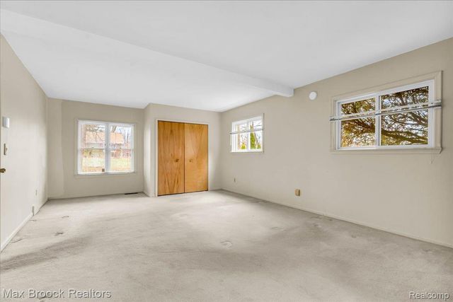 2381 Bratton Avenue, Bloomfield Hills, MI 48302