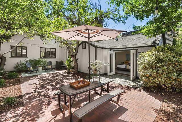 640 40th St, Sacramento, CA 95819
