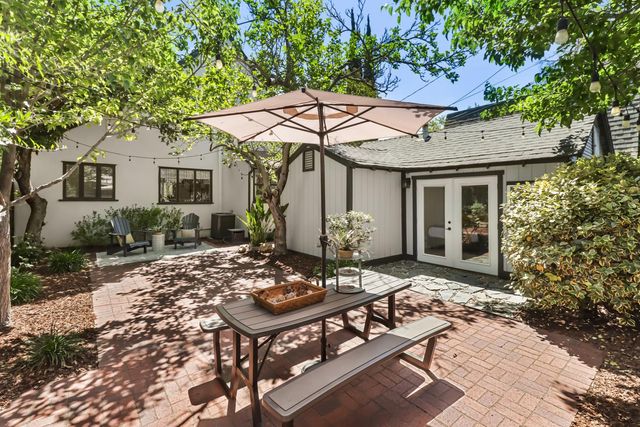 640 40th St, Sacramento, CA 95819