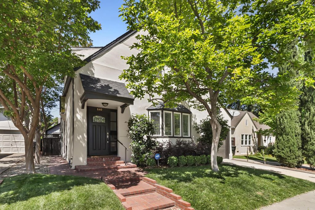 640 40th St, Sacramento, CA 95819