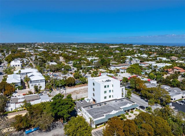 246 NE 6th Ave, Delray Beach, FL 33483