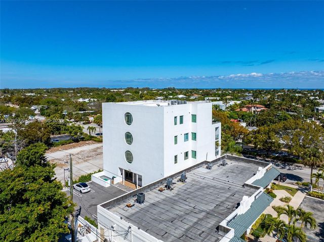 246 NE 6th Ave, Delray Beach, FL 33483