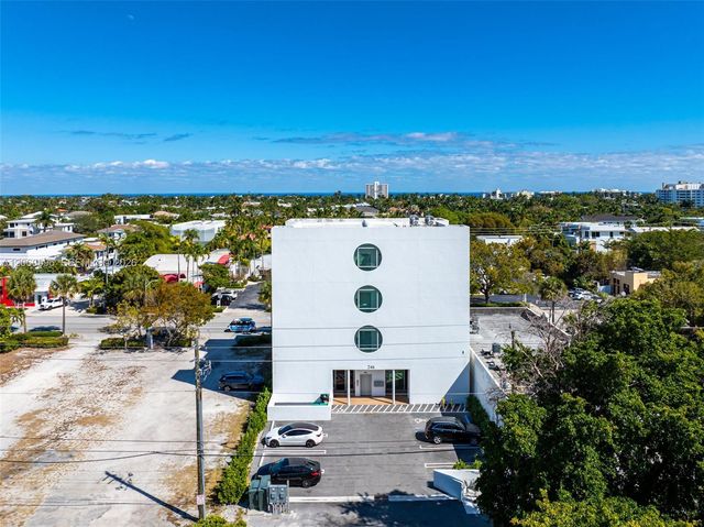 246 NE 6th Ave, Delray Beach, FL 33483