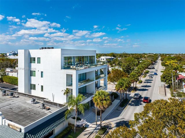246 NE 6th Ave, Delray Beach, FL 33483