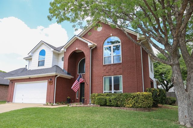 6129 Pebble Creek Drive, North Richland Hills, TX 76180