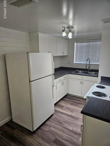 521 E Bethany Home Road, Phoenix, AZ 85012