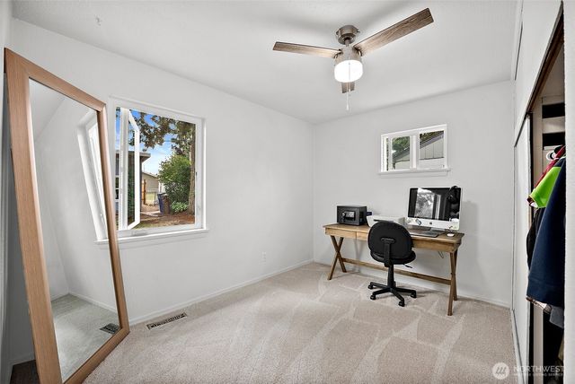8033 E B Street, Tacoma, WA 98404
