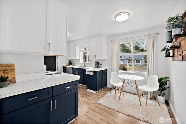 8033 E B Street, Tacoma, WA 98404
