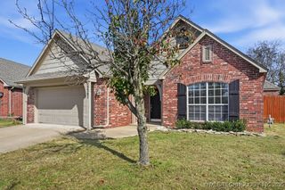15207 E 90th Place N, Owasso, OK 74055