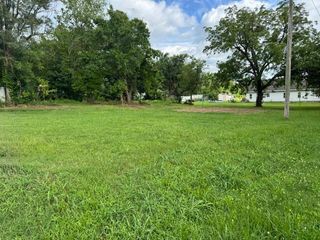 304 North Church Street, Everton, MO 65646