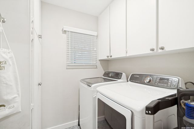 119 E EVERGREEN ST, Boerne, TX 78006