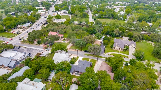 119 E EVERGREEN ST, Boerne, TX 78006