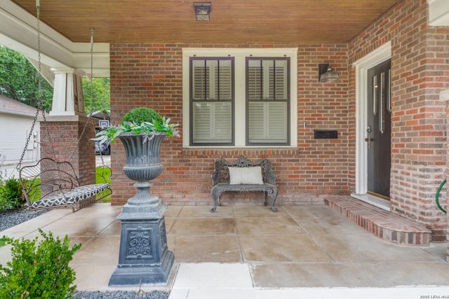 119 E EVERGREEN ST, Boerne, TX 78006