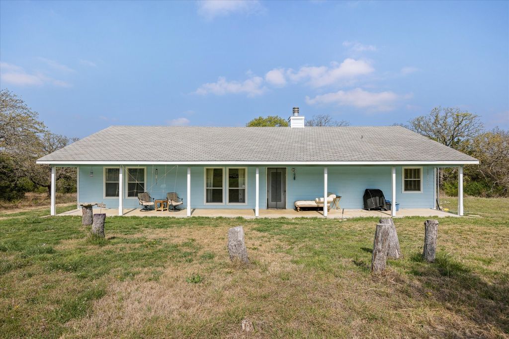 514 County Road 2495, Hico, TX 76457