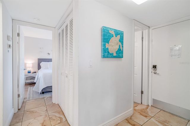 1400 COVE II PLACE 631, Sarasota, FL 34242