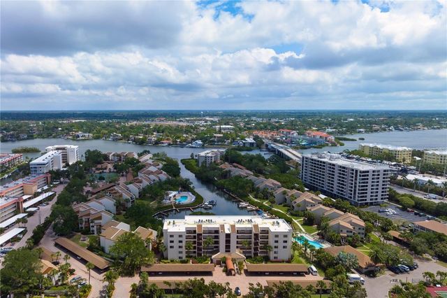 1400 COVE II PLACE 631, Sarasota, FL 34242
