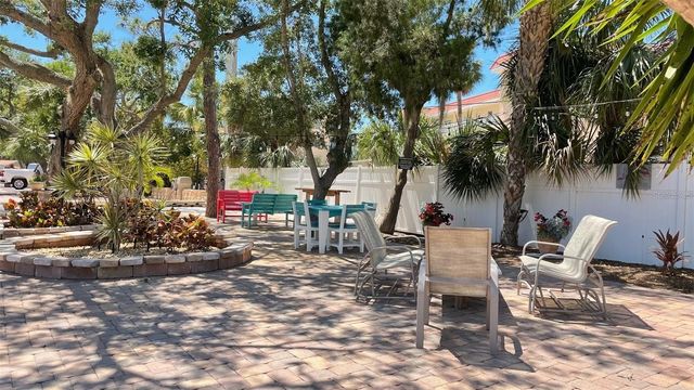 1400 COVE II PLACE 631, Sarasota, FL 34242