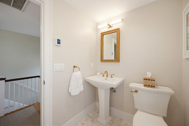 15 Lancaster Rd, Needham, MA 02492
