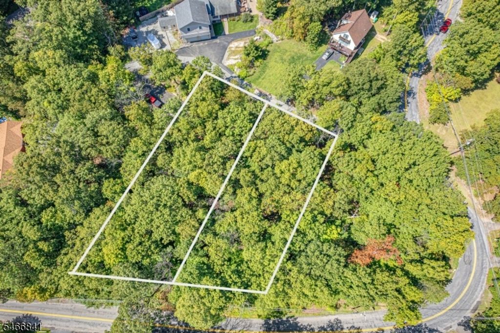 7 Splitrock Ln, Vernon Twp., NJ 07461 — exterior