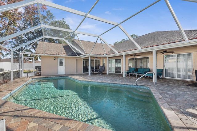 2 WELLESLEY LANE, Palm Coast, FL 32164