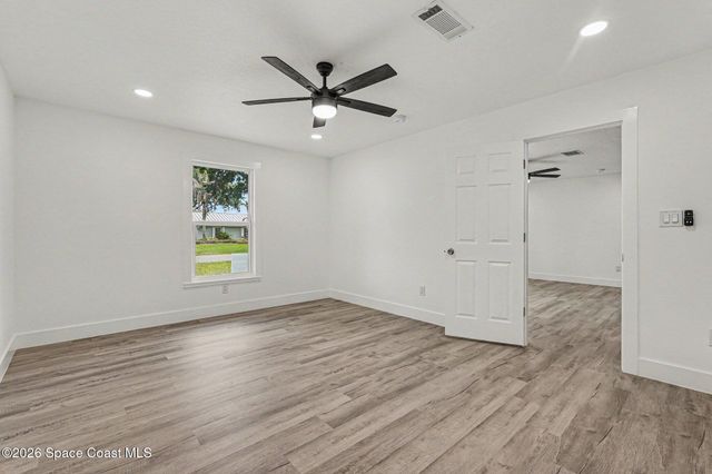 428 Calamondin Avenue NW, Palm Bay, FL 32907