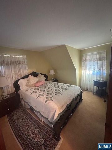 55 Hamilton Road, Teaneck, NJ 07666