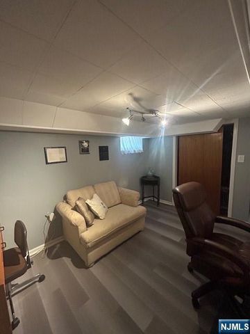 55 Hamilton Road, Teaneck, NJ 07666