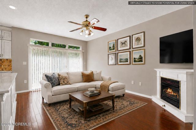 53 Cheyenne Street, Tinton Falls, NJ 07712
