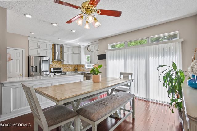 53 Cheyenne Street, Tinton Falls, NJ 07712