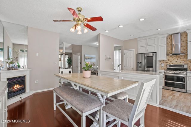 53 Cheyenne Street, Tinton Falls, NJ 07712