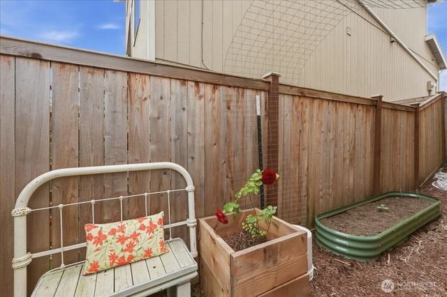 5035 Bowwood Circle NE, Bremerton, WA 98311
