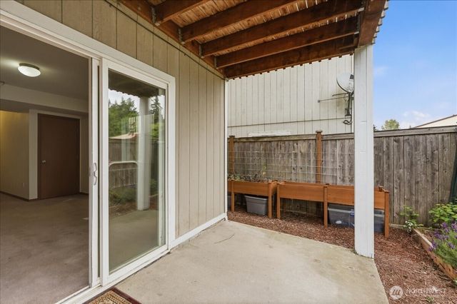 5035 Bowwood Circle NE, Bremerton, WA 98311