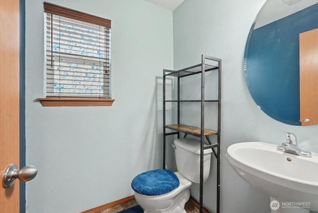 5035 Bowwood Circle NE, Bremerton, WA 98311