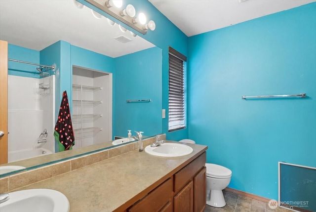 5035 Bowwood Circle NE, Bremerton, WA 98311