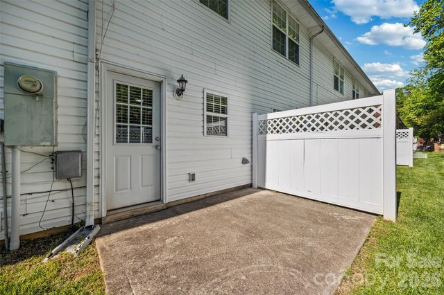 213 Quality Drive, Mount Holly, NC 28120