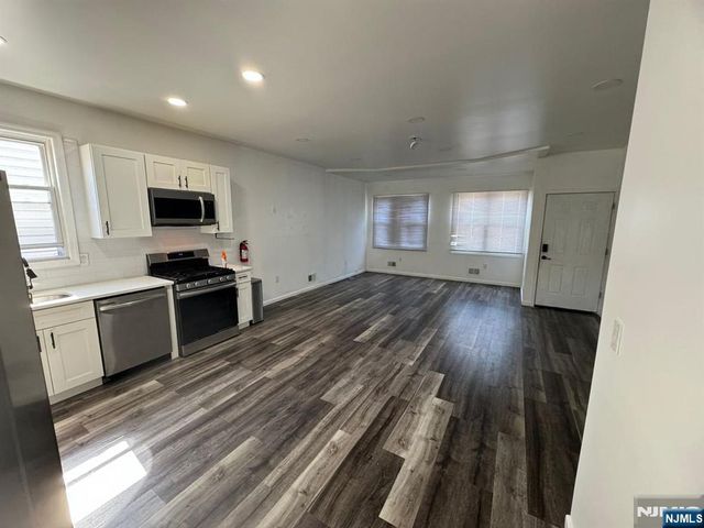 152 Market Street, Garfield, NJ 07026