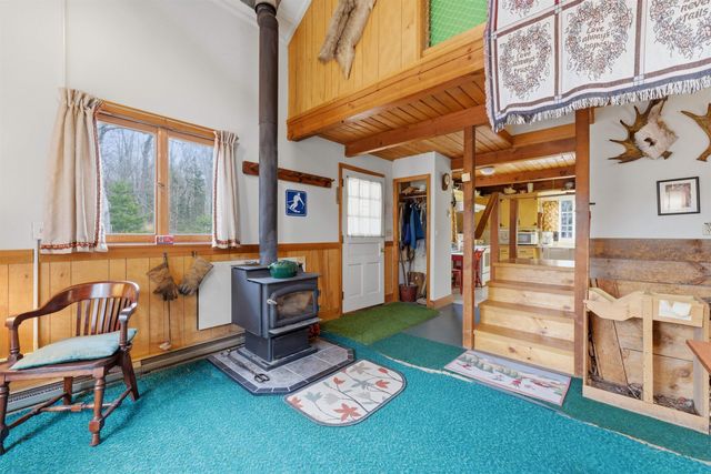 2936 Hapgood Pond Road, Peru, VT 05152