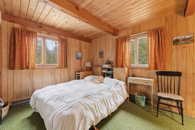 2936 Hapgood Pond Road, Peru, VT 05152