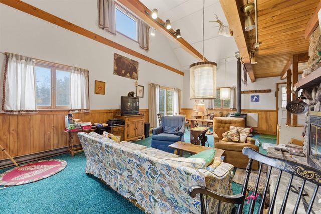 2936 Hapgood Pond Road, Peru, VT 05152
