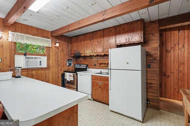 15 Imperial Lane, Clayton, GA 30525