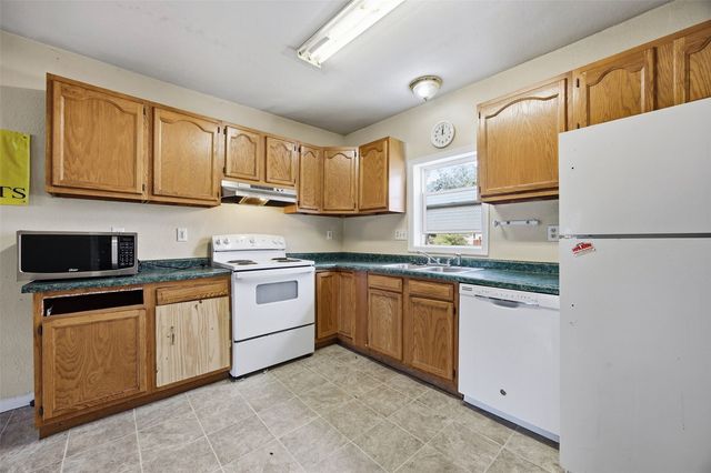 1001 17th Street NE, Cedar Rapids, IA 52402