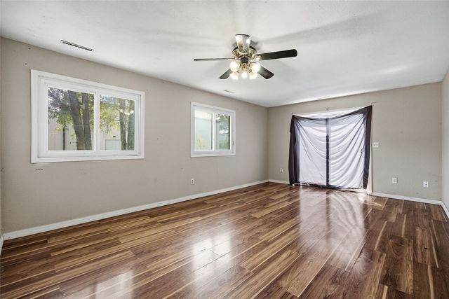 1001 17th Street NE, Cedar Rapids, IA 52402