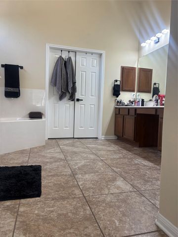 13600 Amber Dawn CT, Manor, TX 78653