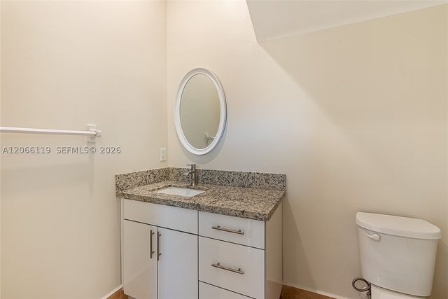 3070 NW 14th St B, Miami, FL 33125