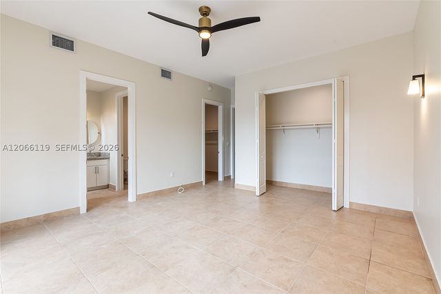 3070 NW 14th St B, Miami, FL 33125