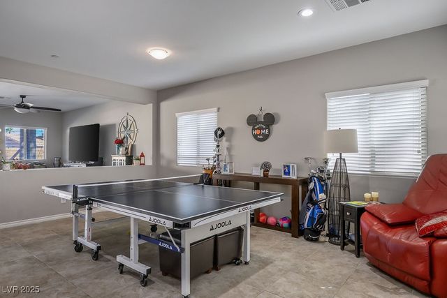 930 Silverbell Ridge Street, Henderson, NV 89014