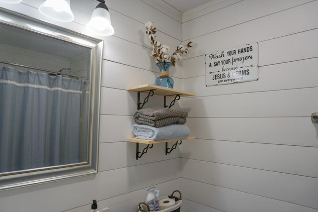 350 NW Barbara Drive, Fort Walton Beach, FL 32548