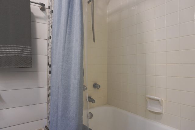 350 NW Barbara Drive, Fort Walton Beach, FL 32548